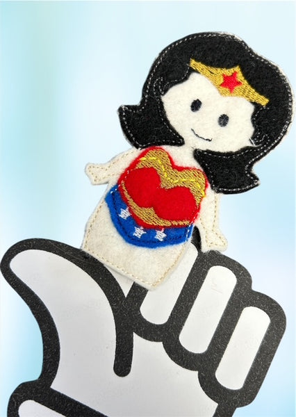 Wonder Woman Finger Puppet